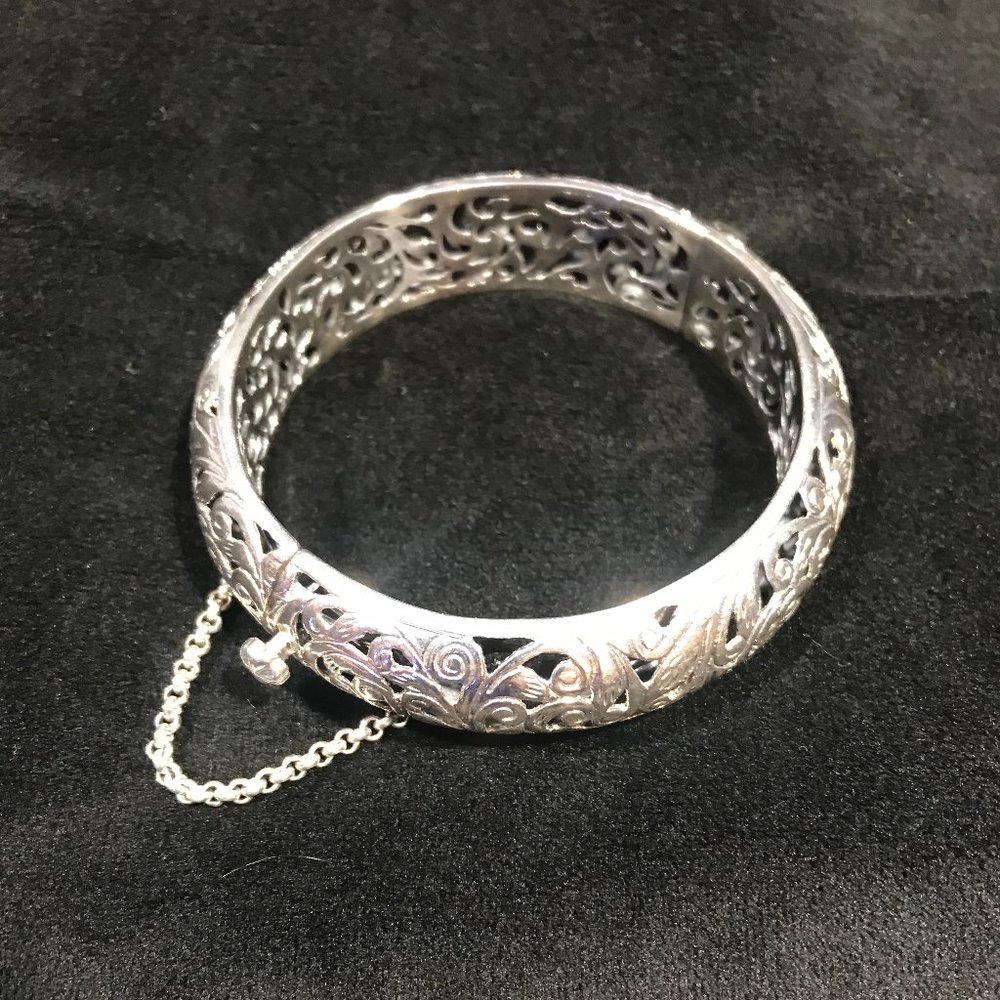 Silpada Forever Stunning Bangle - image 2